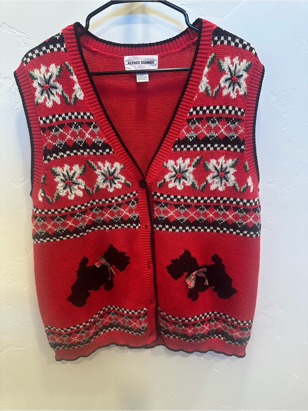 Alfred Dunner Red Fair Isle Vest Sweater with Scottie Dog Motif
